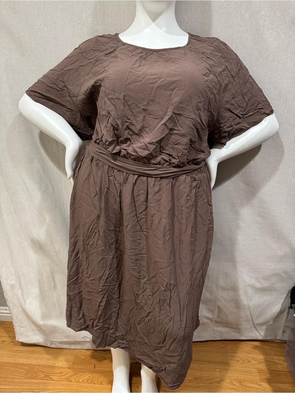 Brown Short Sleeve Belted Women's Dress with pockets size 30